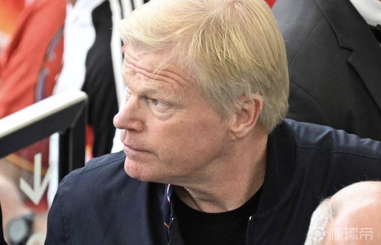lich van nien